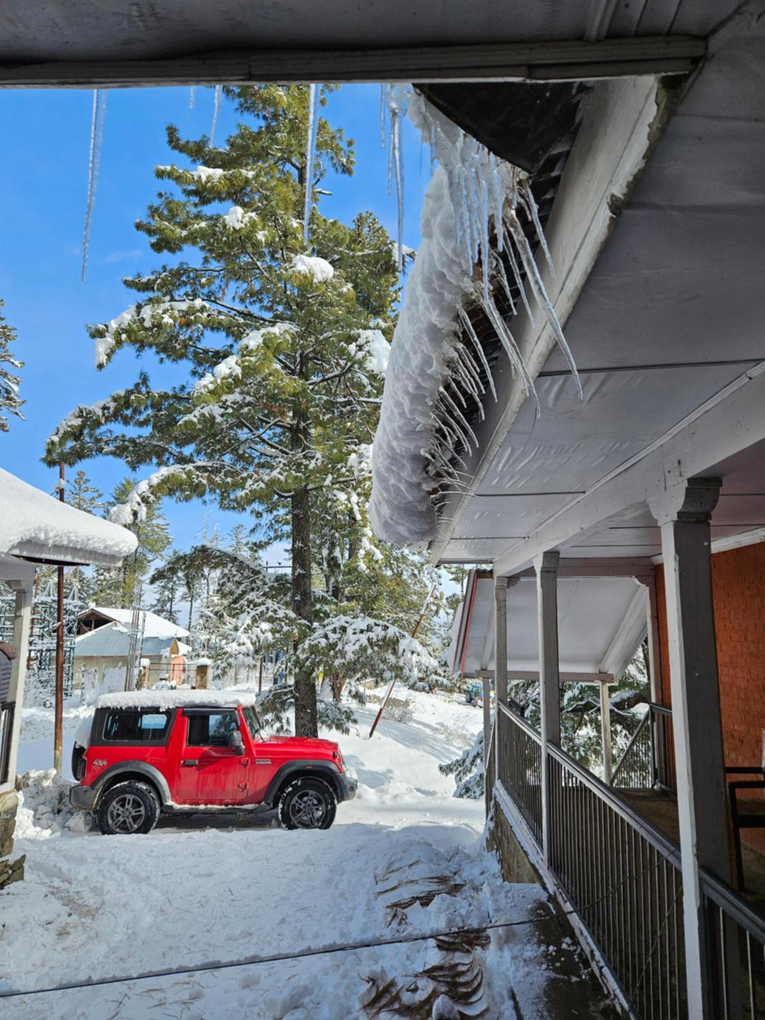 Everest Guest House Gulmarg Eksteriør bilde